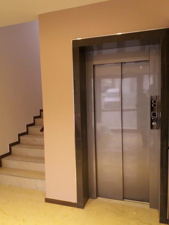 Sophia Studio Iasi Exteriör bild